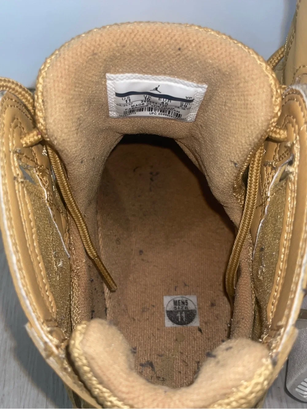 Jordan True Flight “Golden Harvest” – Men’s Size 11